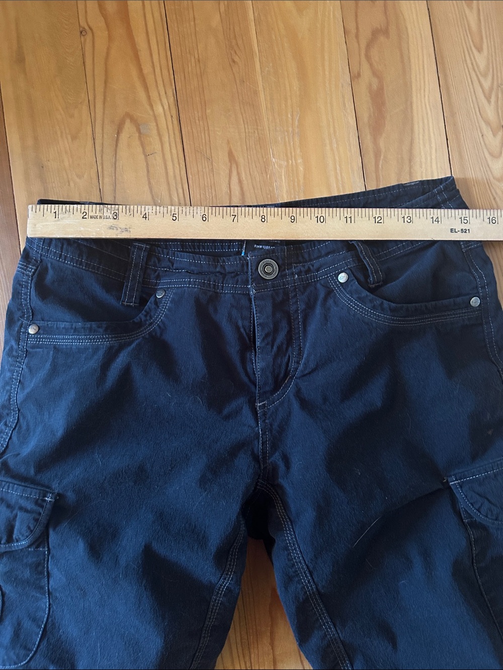 Kuhl Women’s Black Cargo Shorts - Picture 8 of 11